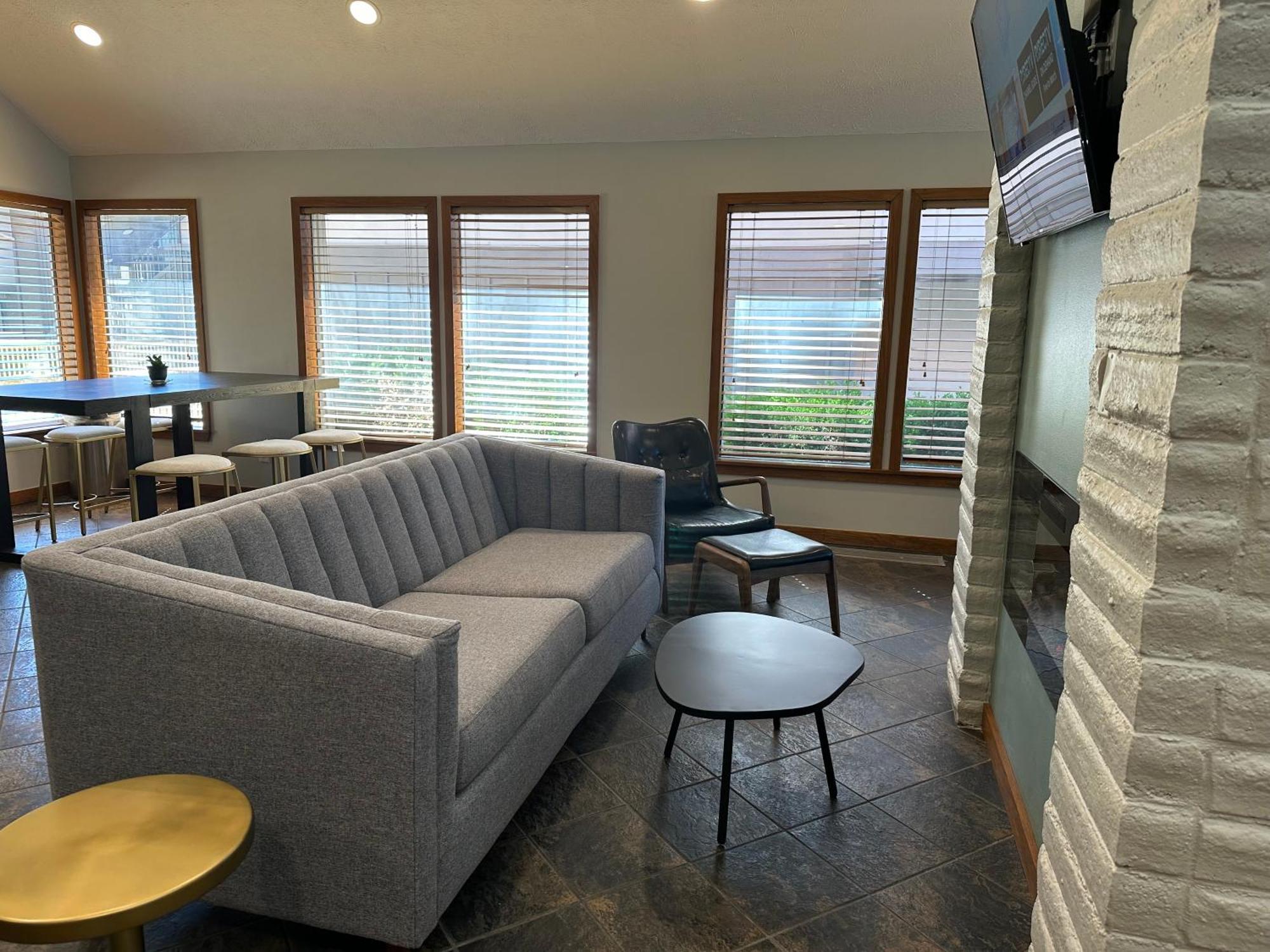 Mainstay Suites Springfield South - Battlefield Rd Bagian luar foto