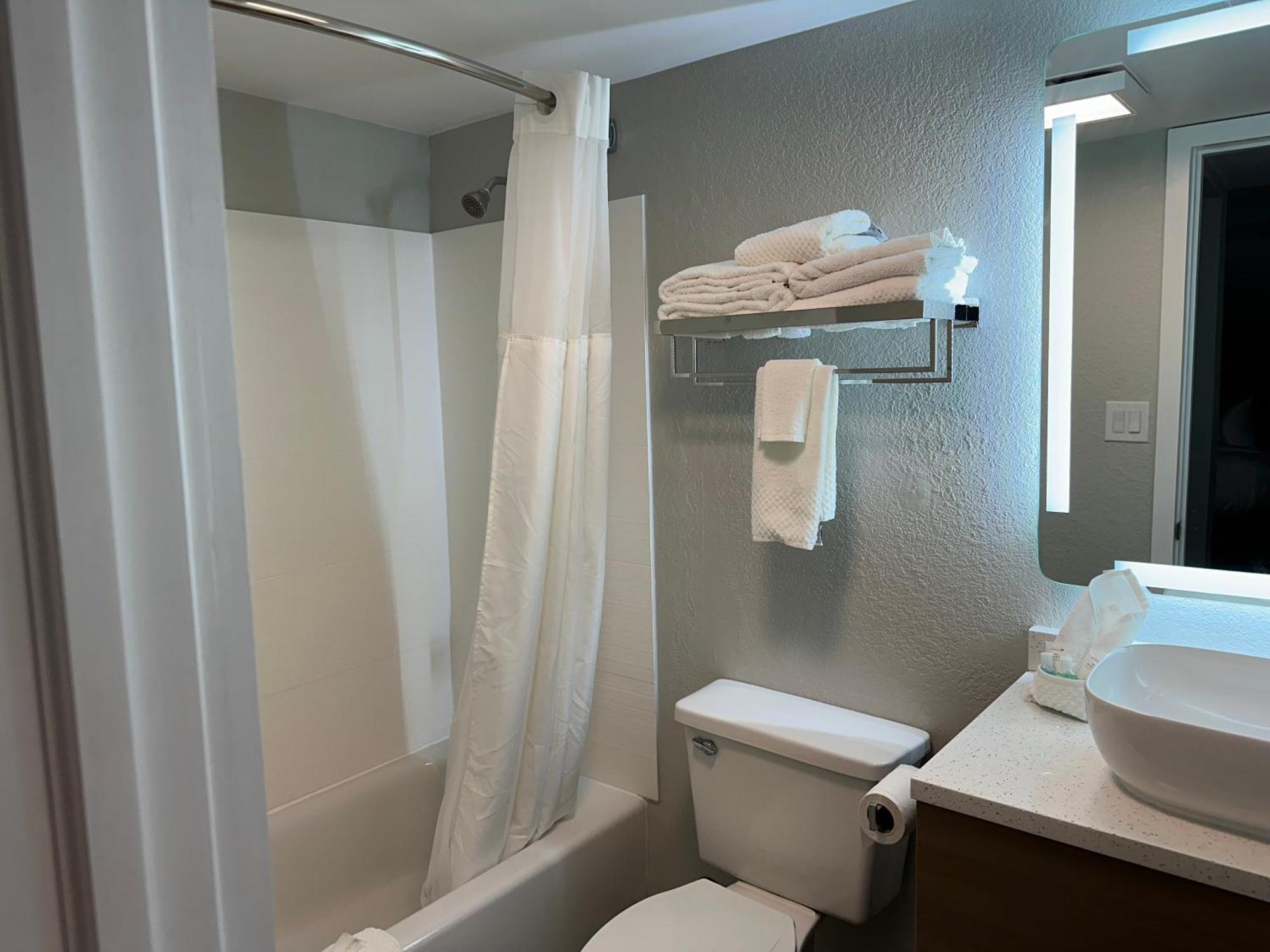 Mainstay Suites Springfield South - Battlefield Rd Bagian luar foto