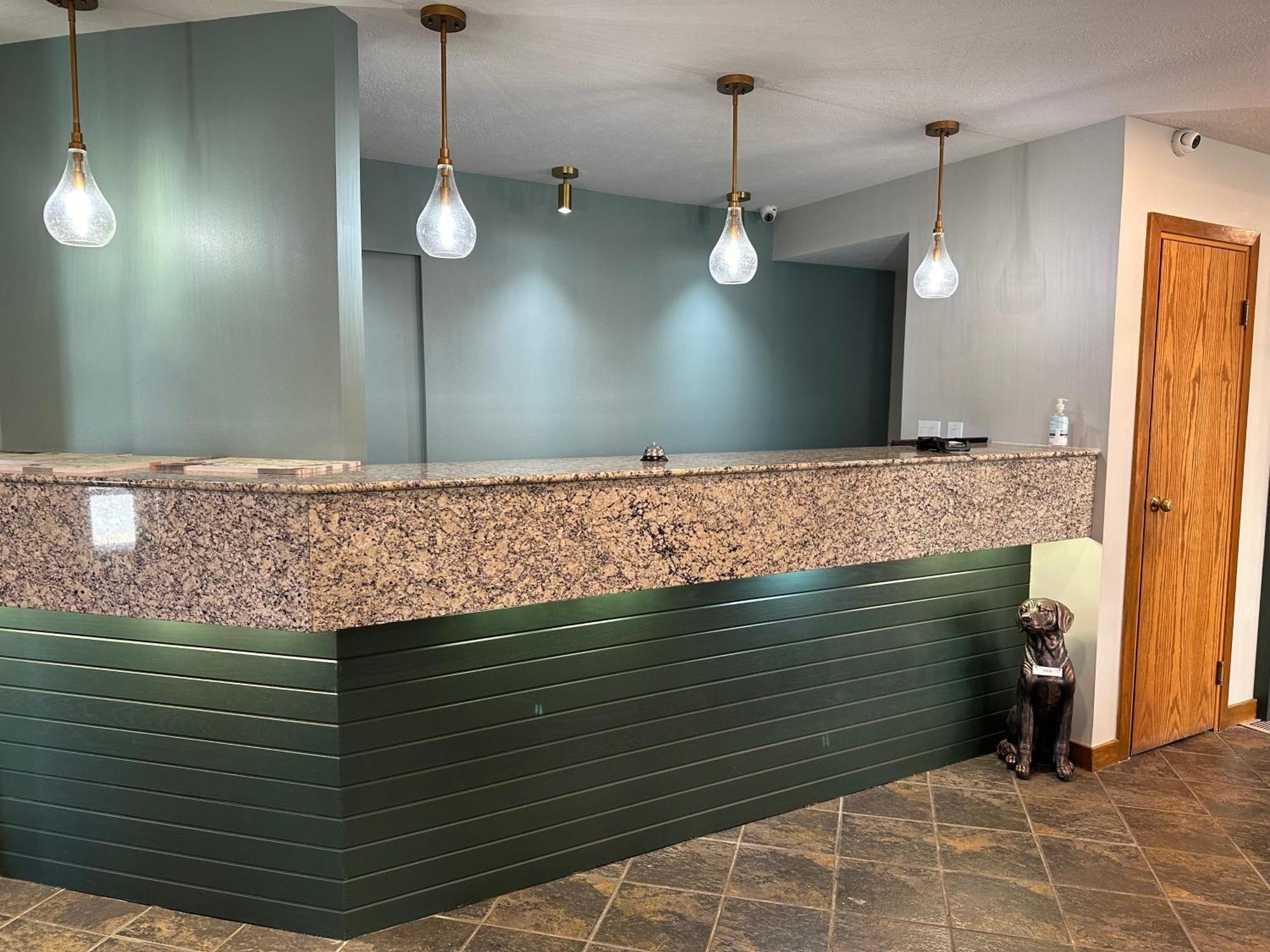 Mainstay Suites Springfield South - Battlefield Rd Bagian luar foto