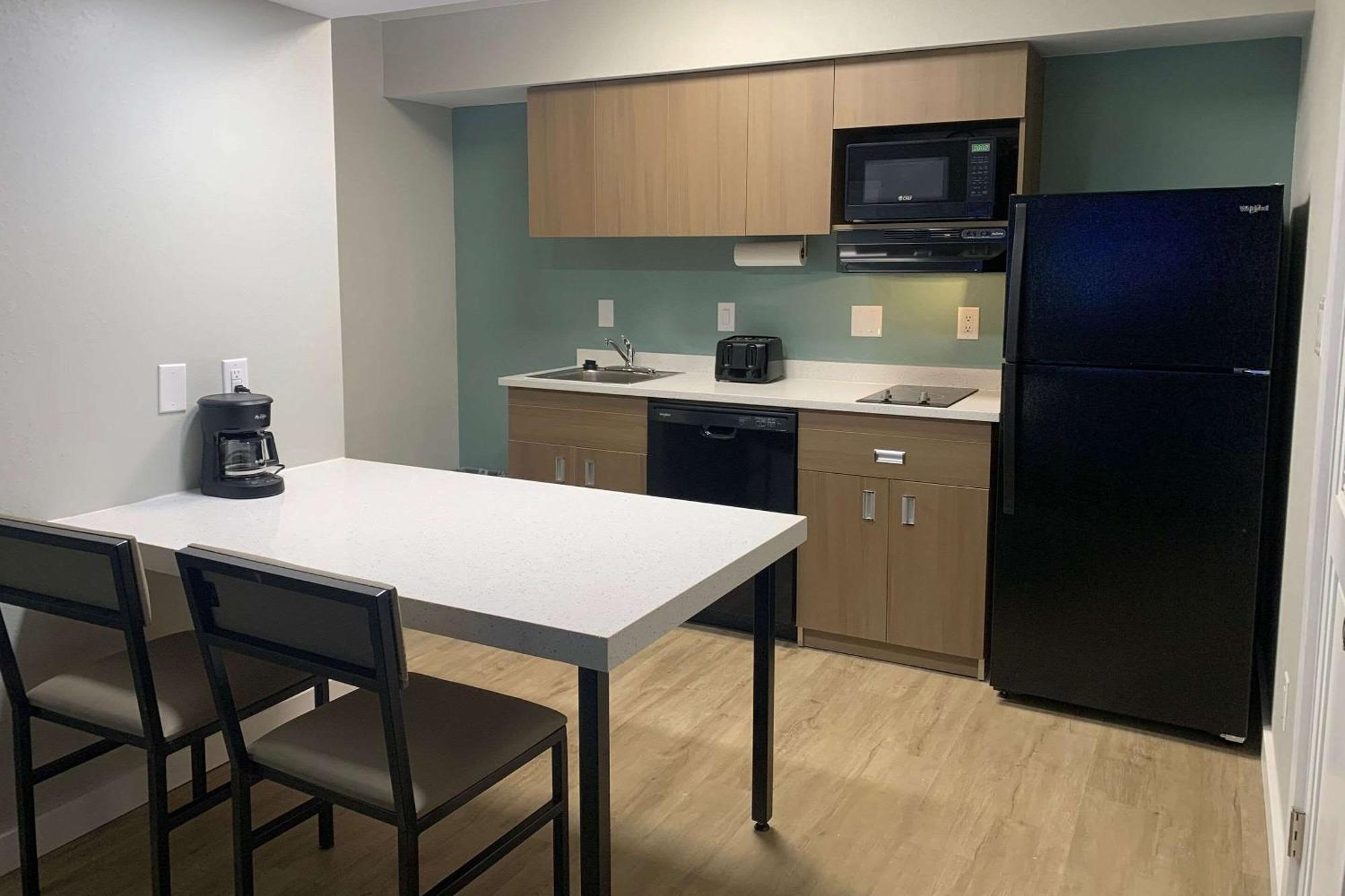 Mainstay Suites Springfield South - Battlefield Rd Bagian luar foto