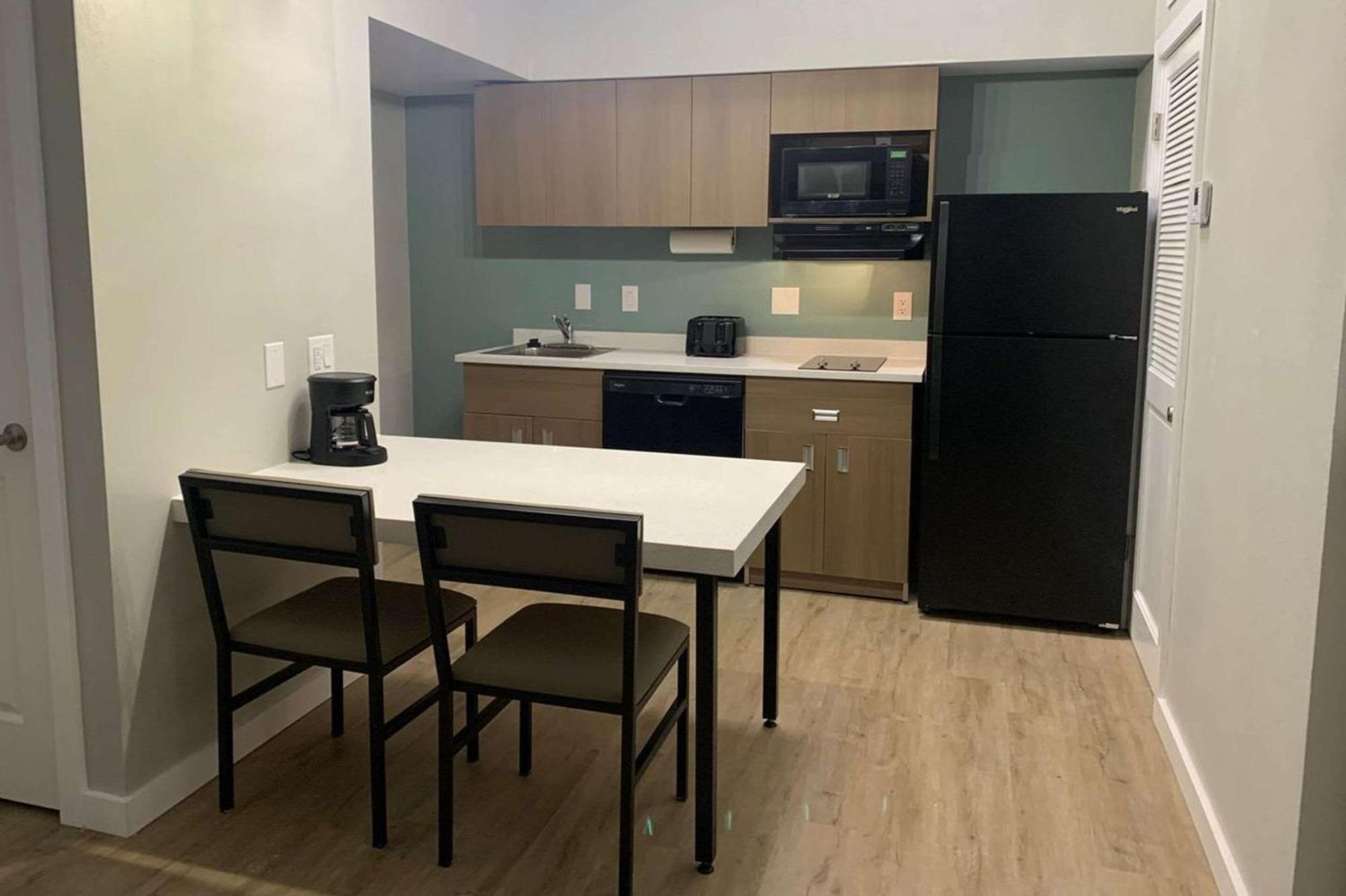 Mainstay Suites Springfield South - Battlefield Rd Bagian luar foto