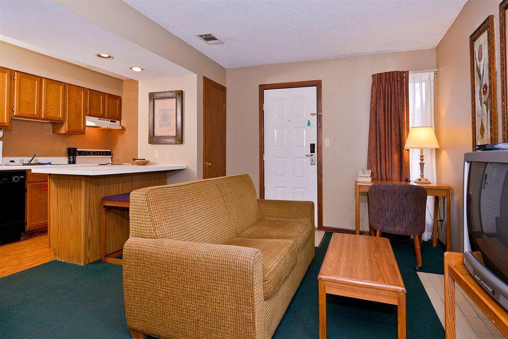 Mainstay Suites Springfield South - Battlefield Rd Bagian luar foto