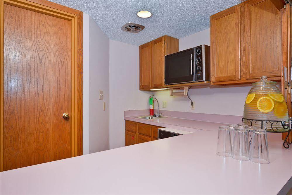 Mainstay Suites Springfield South - Battlefield Rd Bagian luar foto