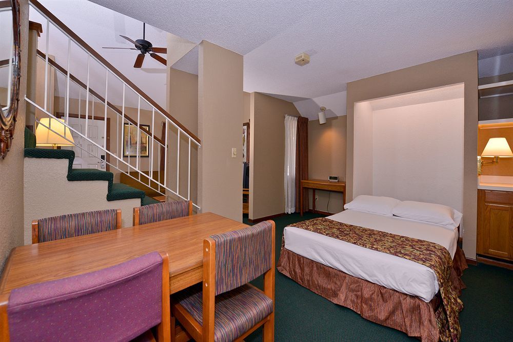 Mainstay Suites Springfield South - Battlefield Rd Bagian luar foto