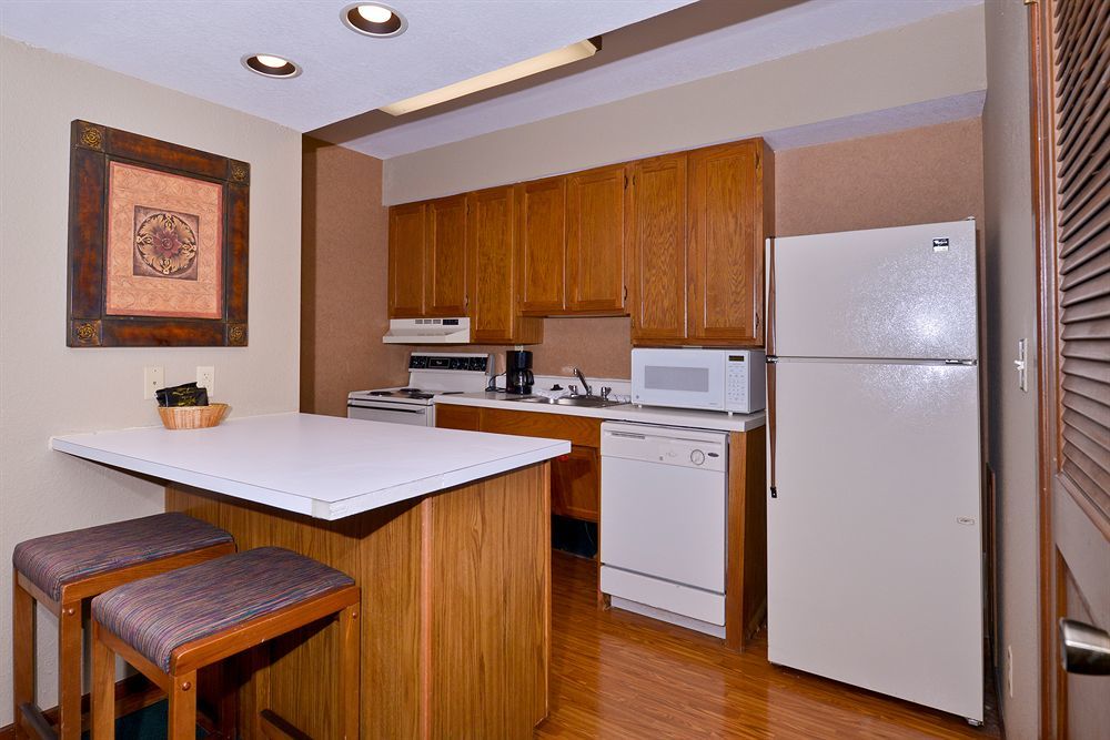 Mainstay Suites Springfield South - Battlefield Rd Bagian luar foto