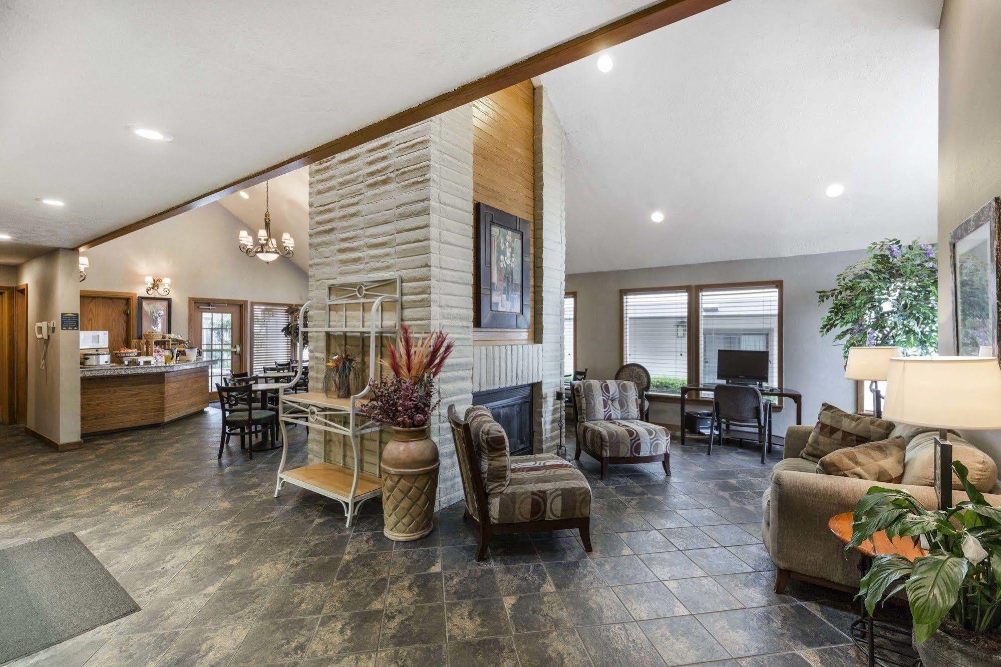 Mainstay Suites Springfield South - Battlefield Rd Bagian luar foto