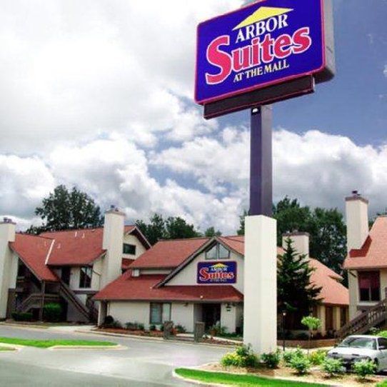 Mainstay Suites Springfield South - Battlefield Rd Bagian luar foto